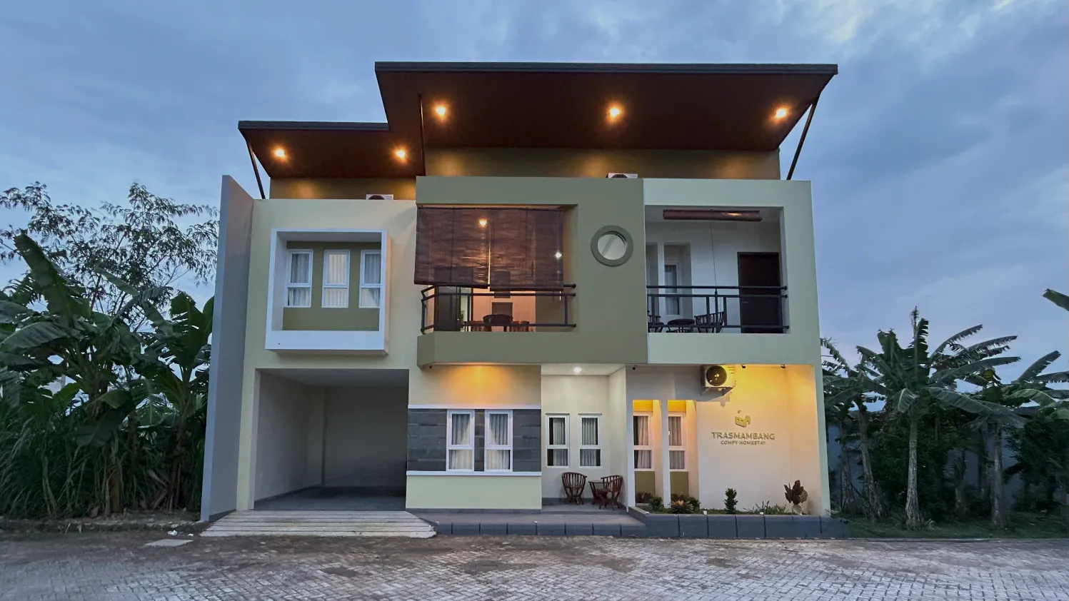 Trasmambang Homestay